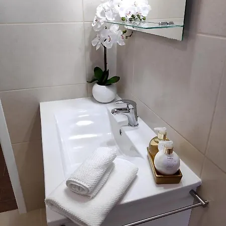 House Seven * 奥尔塔